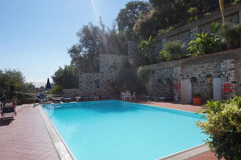Bay Palace Mazzaro Taormina 4*,